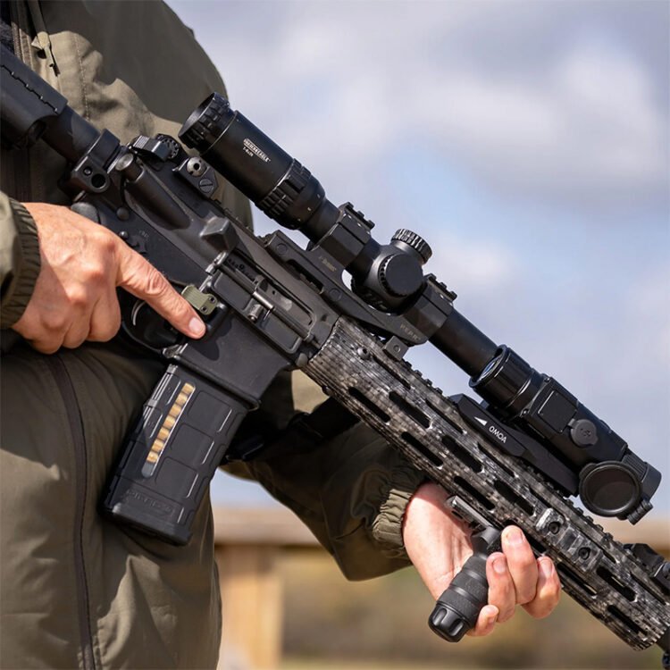 Hydra HS225 Multi-Function Thermal Scope